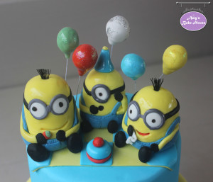 Minions Birthday Cake