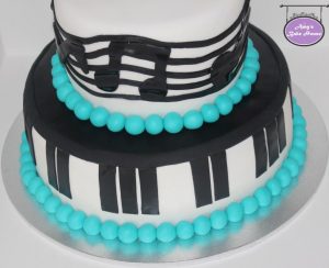 MusicNoteBirthdayCake (3)