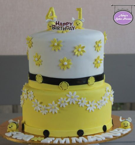 attachment-https://www.amysbakehouse.com.au/wp-content/uploads/2021/11/HoneyBeeThemedCake-2-1-458x493.jpg