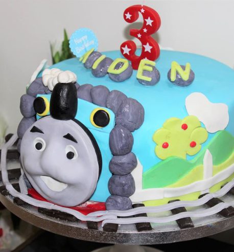 attachment-https://www.amysbakehouse.com.au/wp-content/uploads/2021/11/Thomas-the-tank-engine-chocolate-cake-1-458x493.jpg