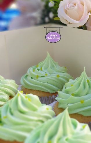 attachment-https://www.amysbakehouse.com.au/wp-content/uploads/2022/02/Jaydens-1st-Birthday-Coloured-Cupcakes1-313x493.jpg