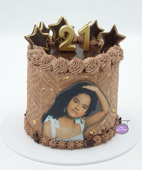 Special 21st Cake Stencil Design & Gold Leafs